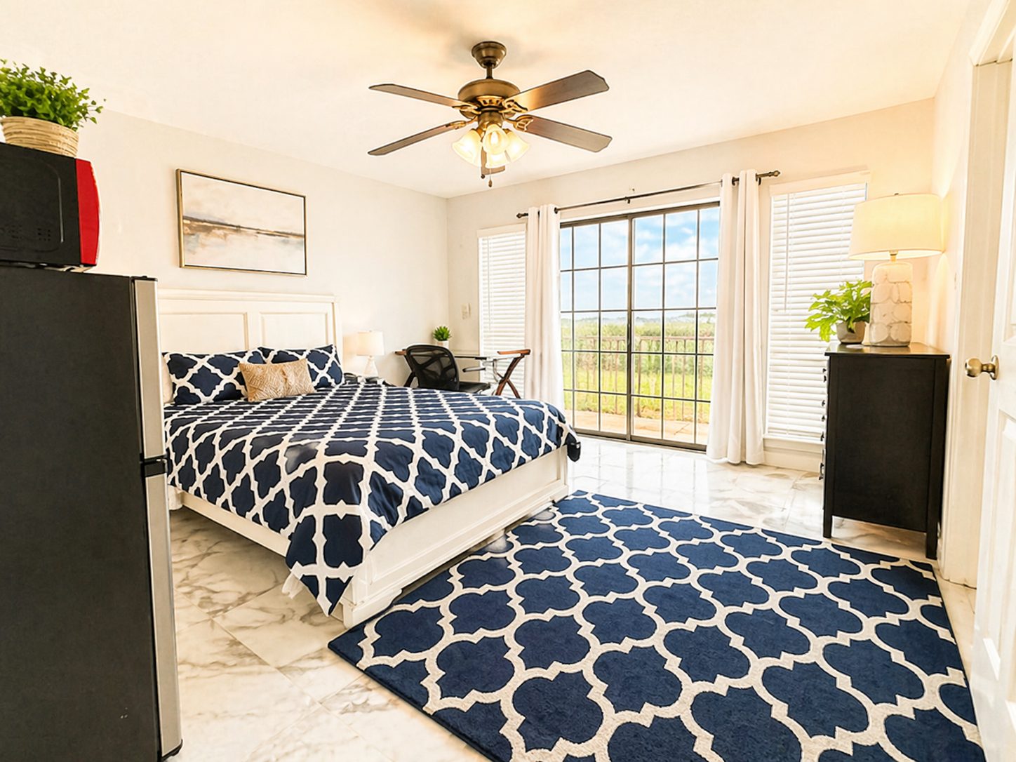 Private Room · Queen Bedroom at Crested Butte