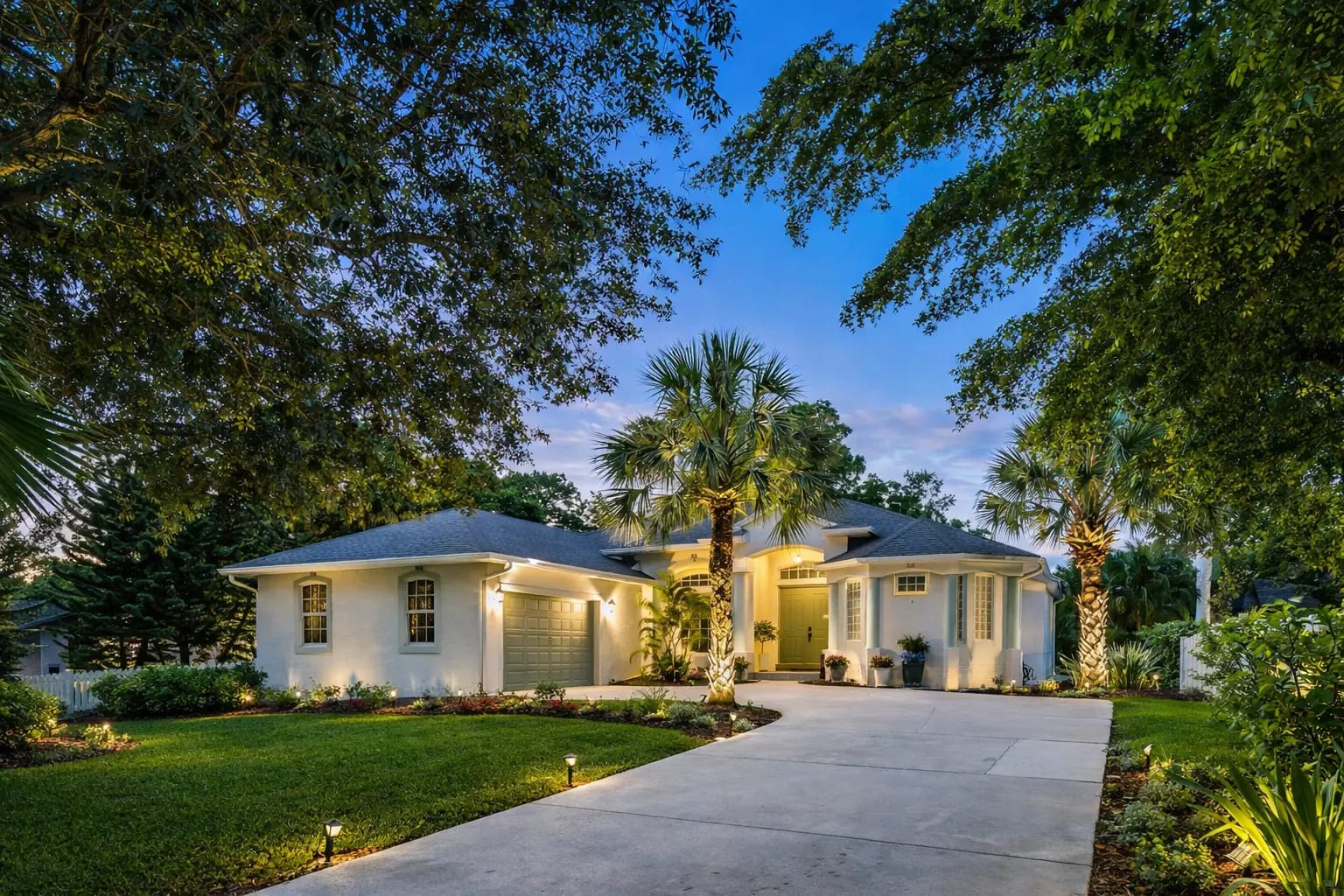 Nokomis Beach House — Florida Gulf Coast Vacation Rental exterior, about a mile from Nokomis Public Beach