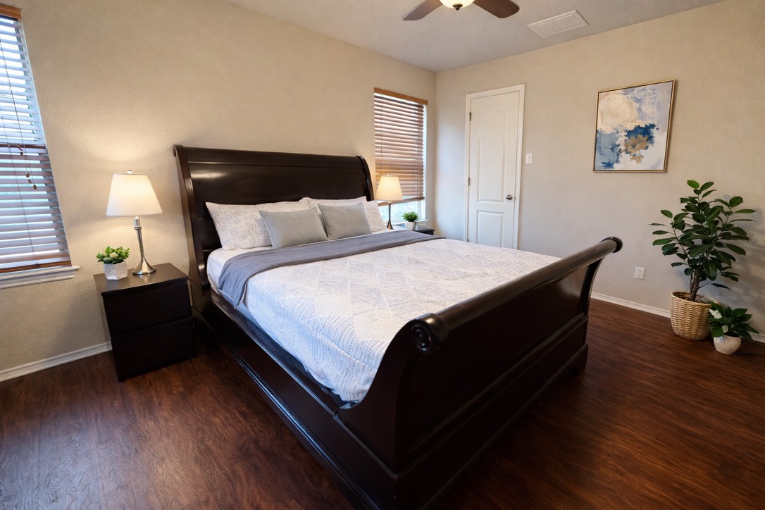 Master Suite at Parmer–Samsung